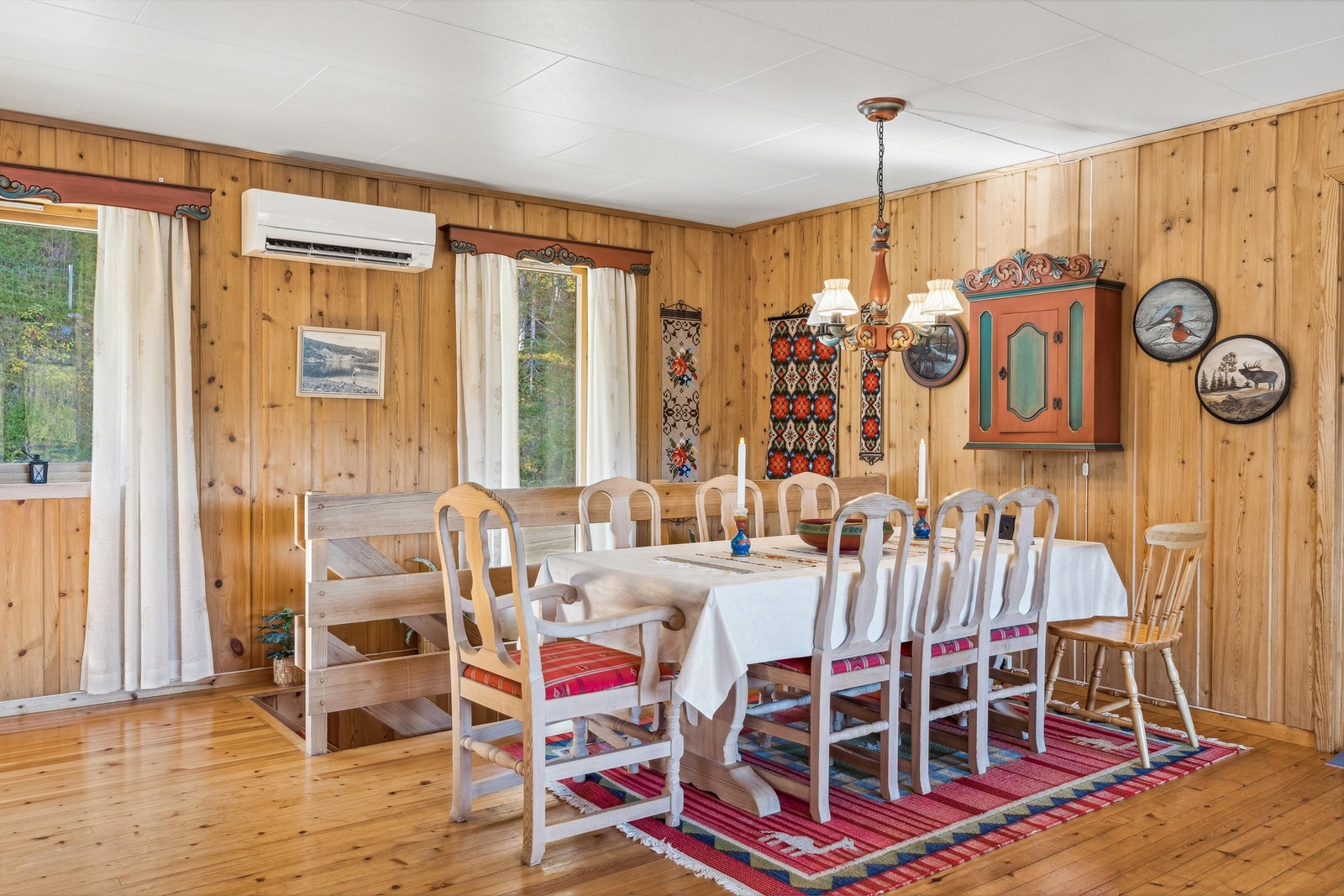 Spisestuedel 2. etg. kårbolig Galleribilde