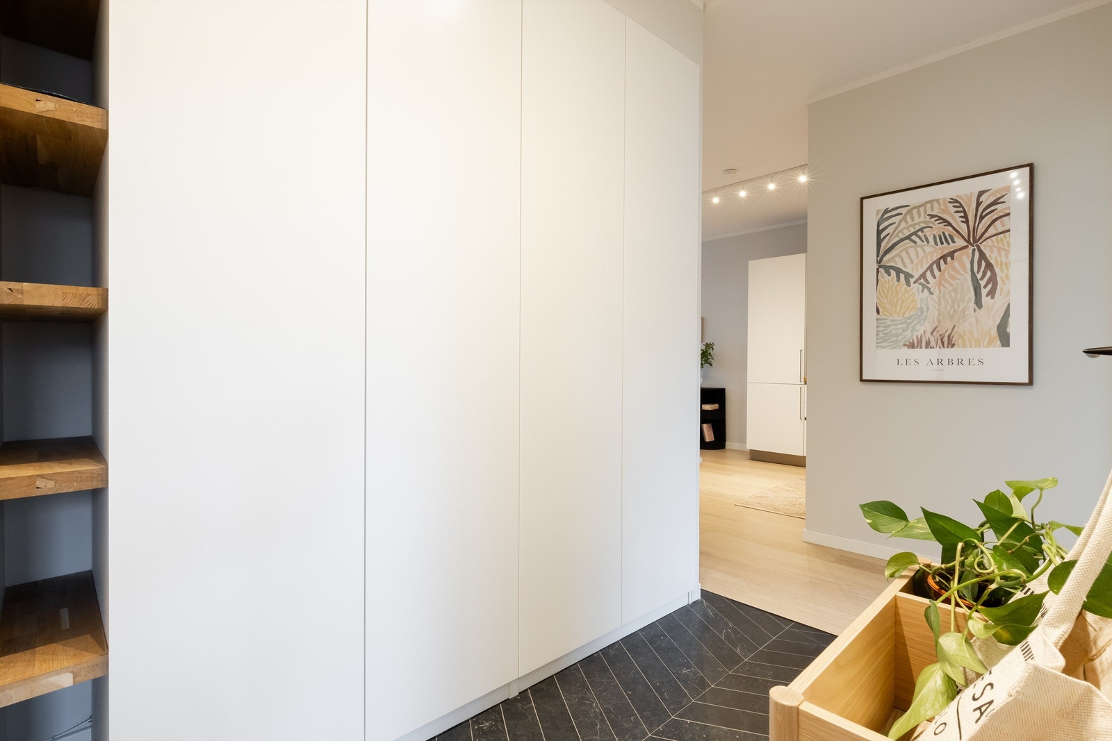 Godt med oppbevaringsplass. Galleribilde