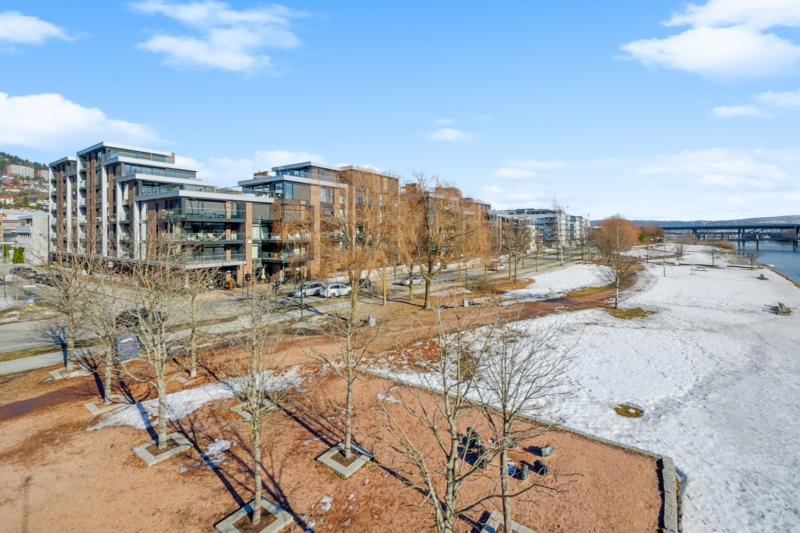 Svanegangen sameiet ligger sentralt til rett ved Drammenselva Galleribilde