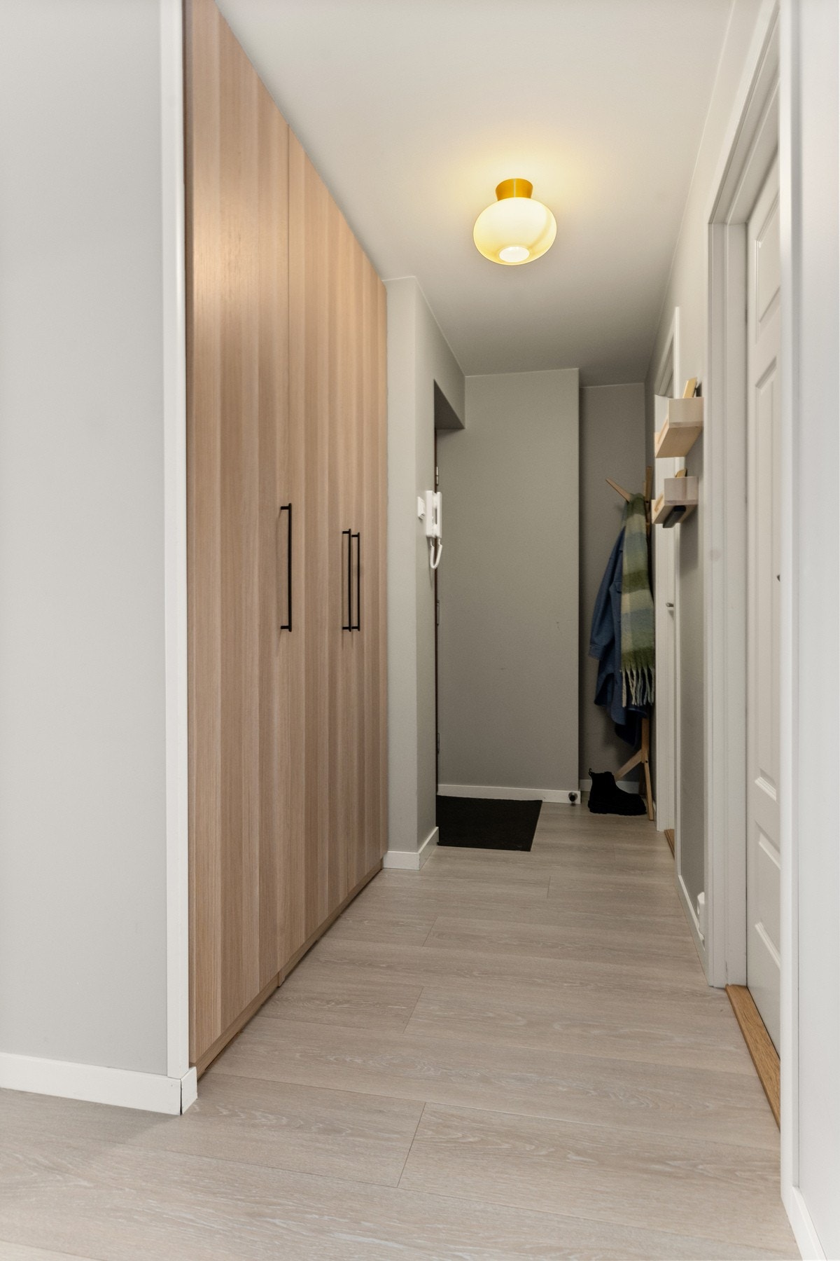 Her er det godt å komme hjem og hyggelig å ta imot gjester. Galleribilde