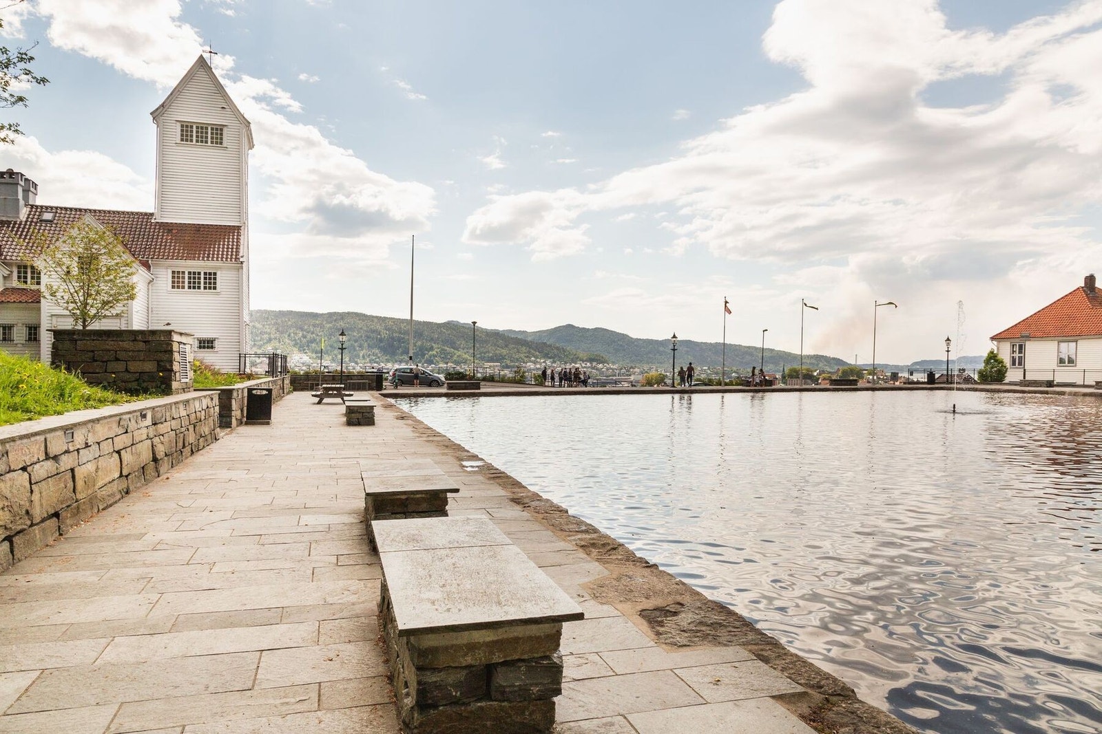 Sandviken er det perfekte området å bosette seg i, uavhengig av aldersgruppe og livsfase. Galleribilde