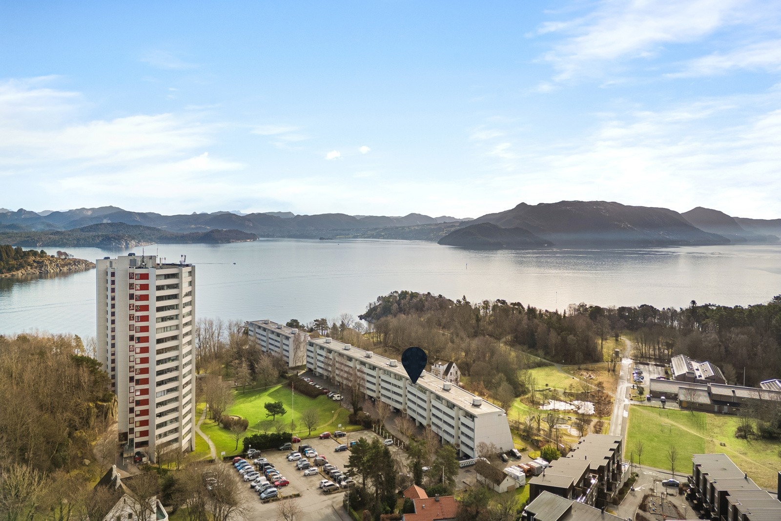 Hilde Olsen v/EIE Eiendomsmegling har gleden av å presentere Digranesveien 13. Galleribilde