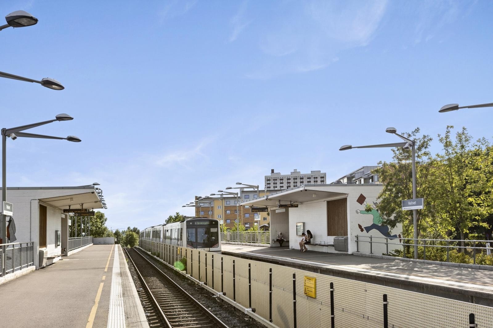 T-bane i umiddelbar nærhet Galleribilde