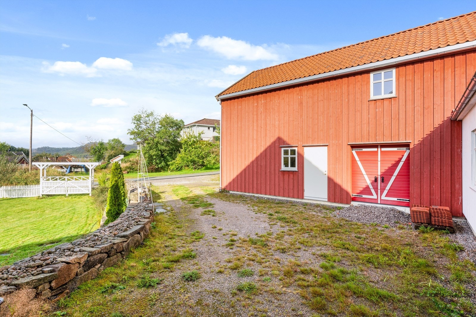 God parkeringsplass på egen tomt Galleribilde