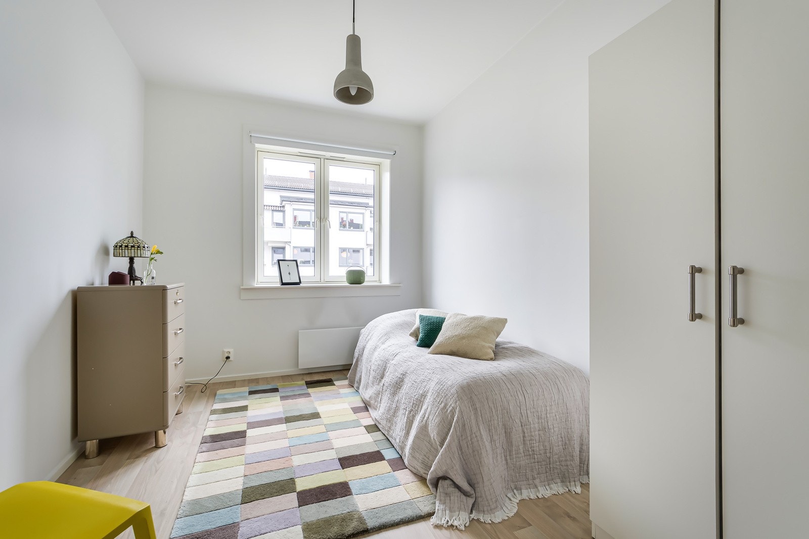 Det andre soverommet er også et lyst og fint rom av god størrelse. Galleribilde