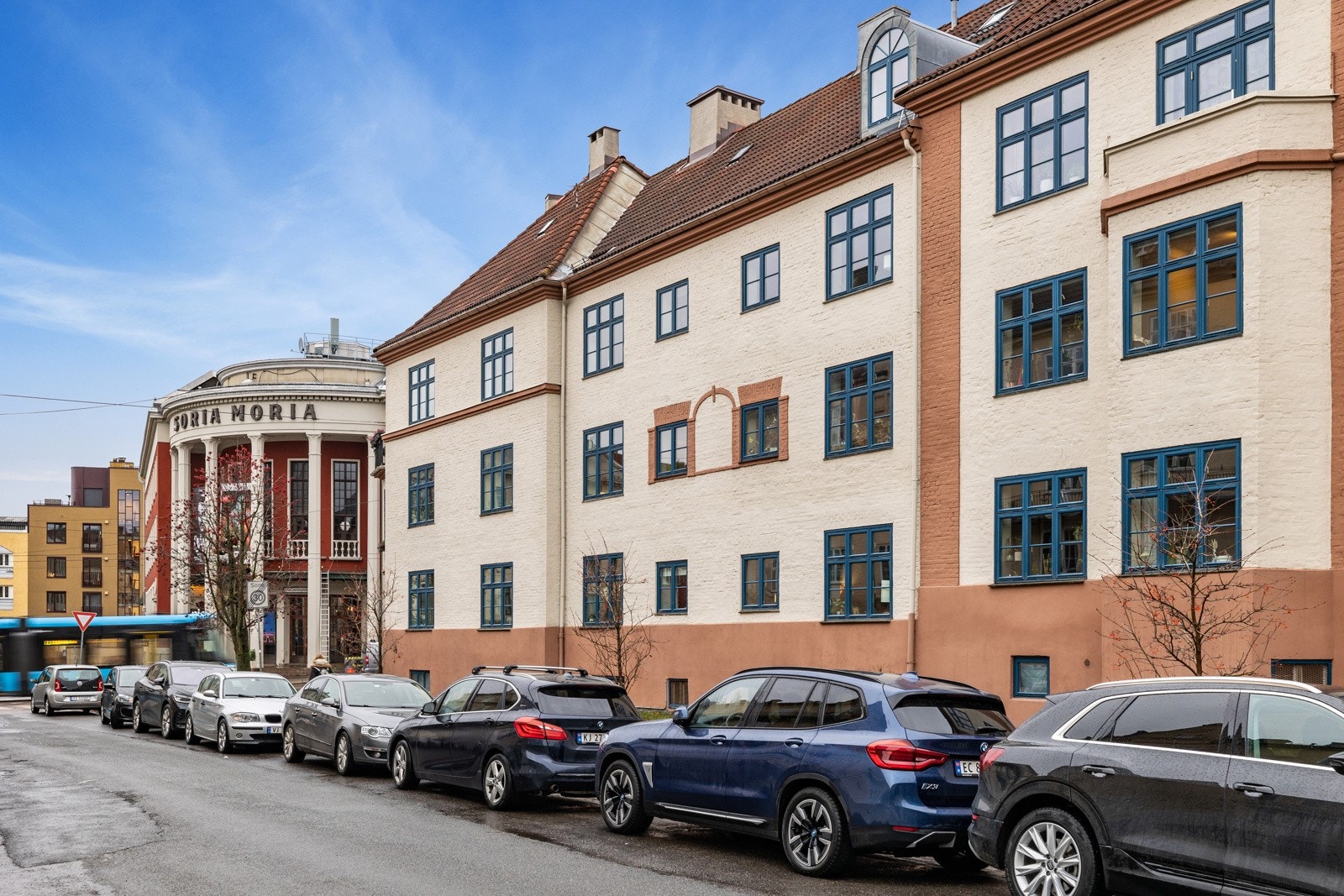 Leiligheten ligger i 2. etasje. Galleribilde