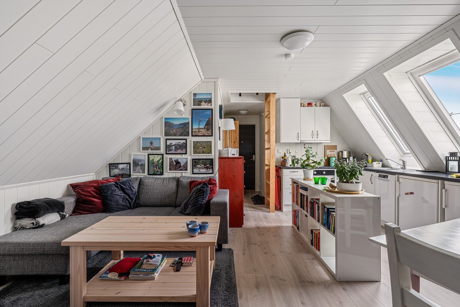 - H0301 - Galleribilde