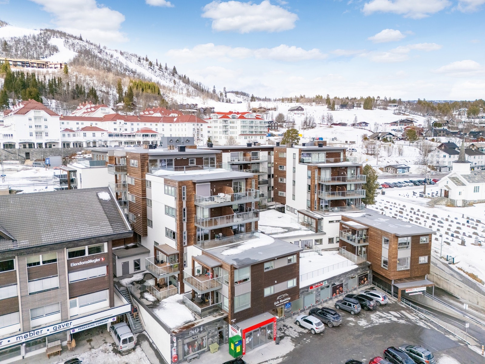Beliggende midt i Geilo sentrum Galleribilde