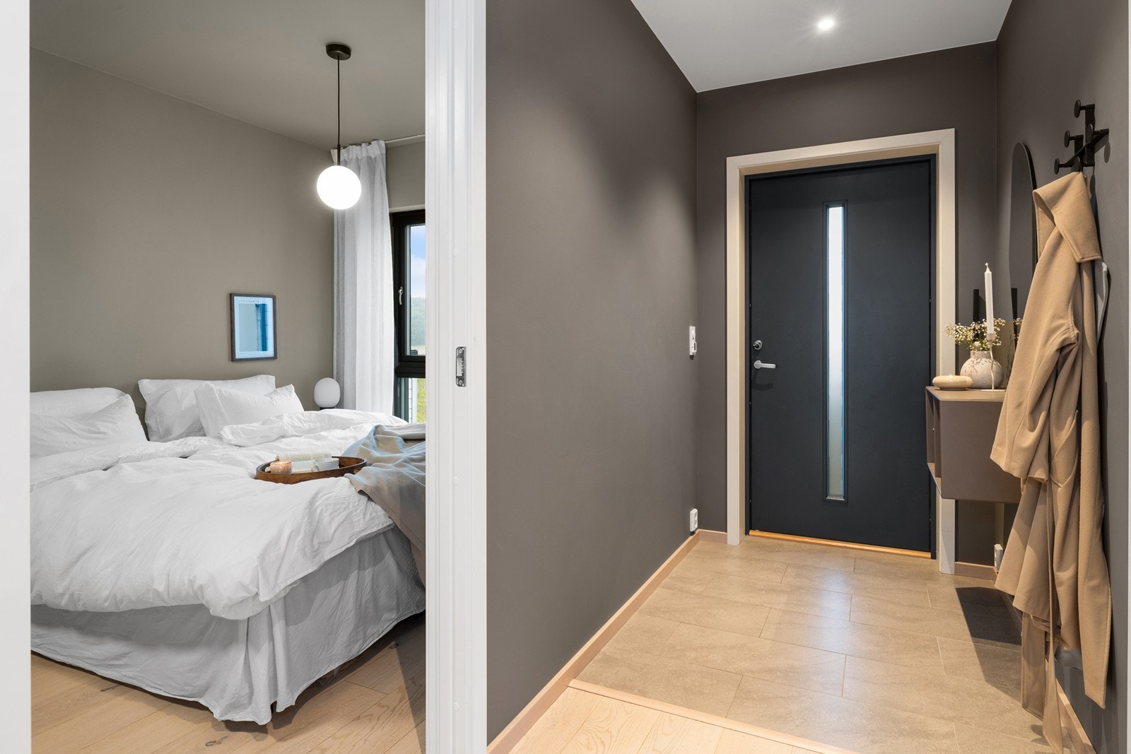 Ytterste del av gangen har fliser med gulvvarme. Galleribilde