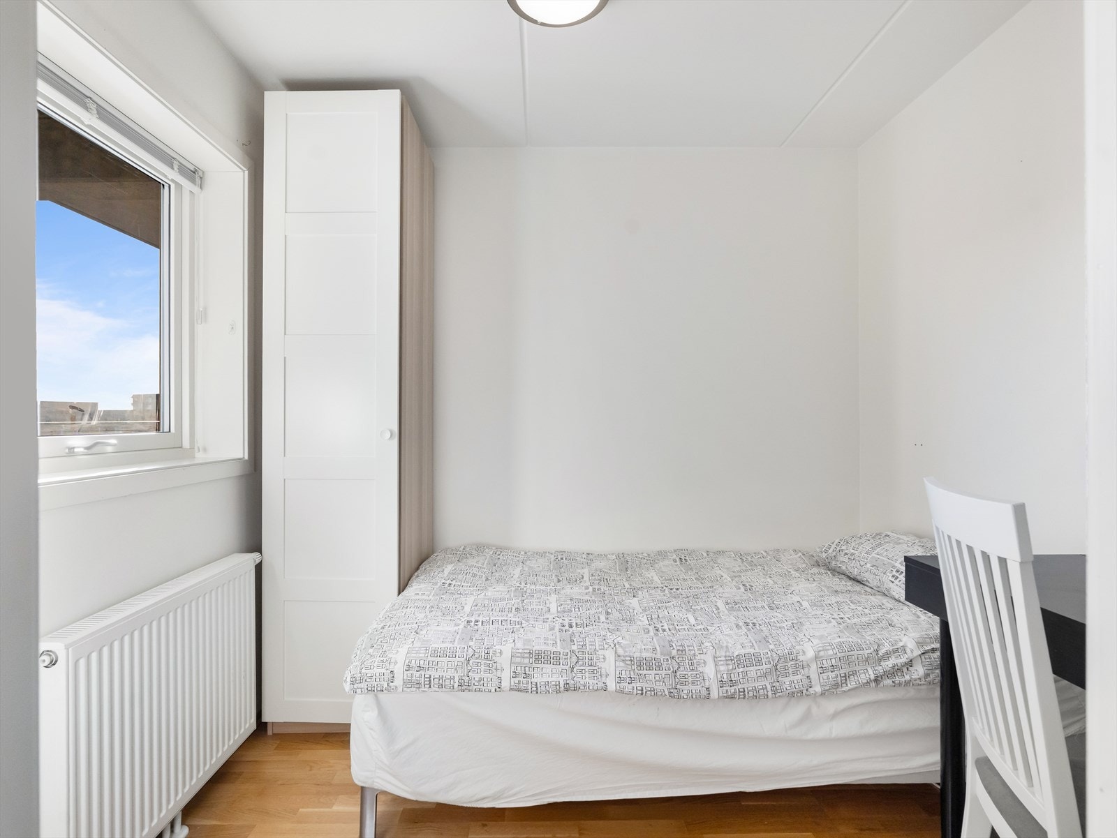 Rommene har gode lysforhold og plass til oppbevaring. Galleribilde