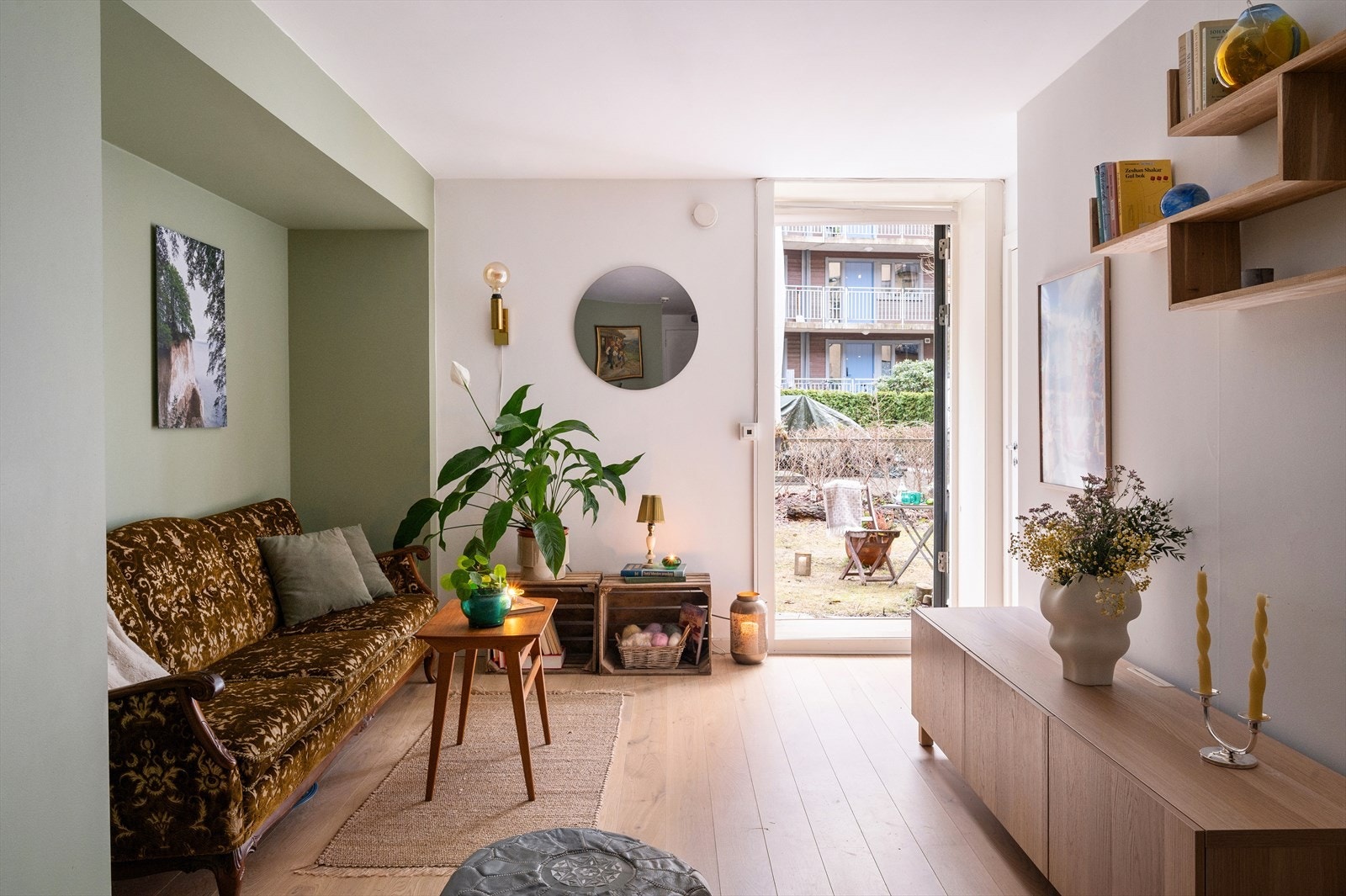 Velkommen til Enebakkveien 15 - Presentert av Joakim Hjelm ved Nordvik Bolig! Galleribilde