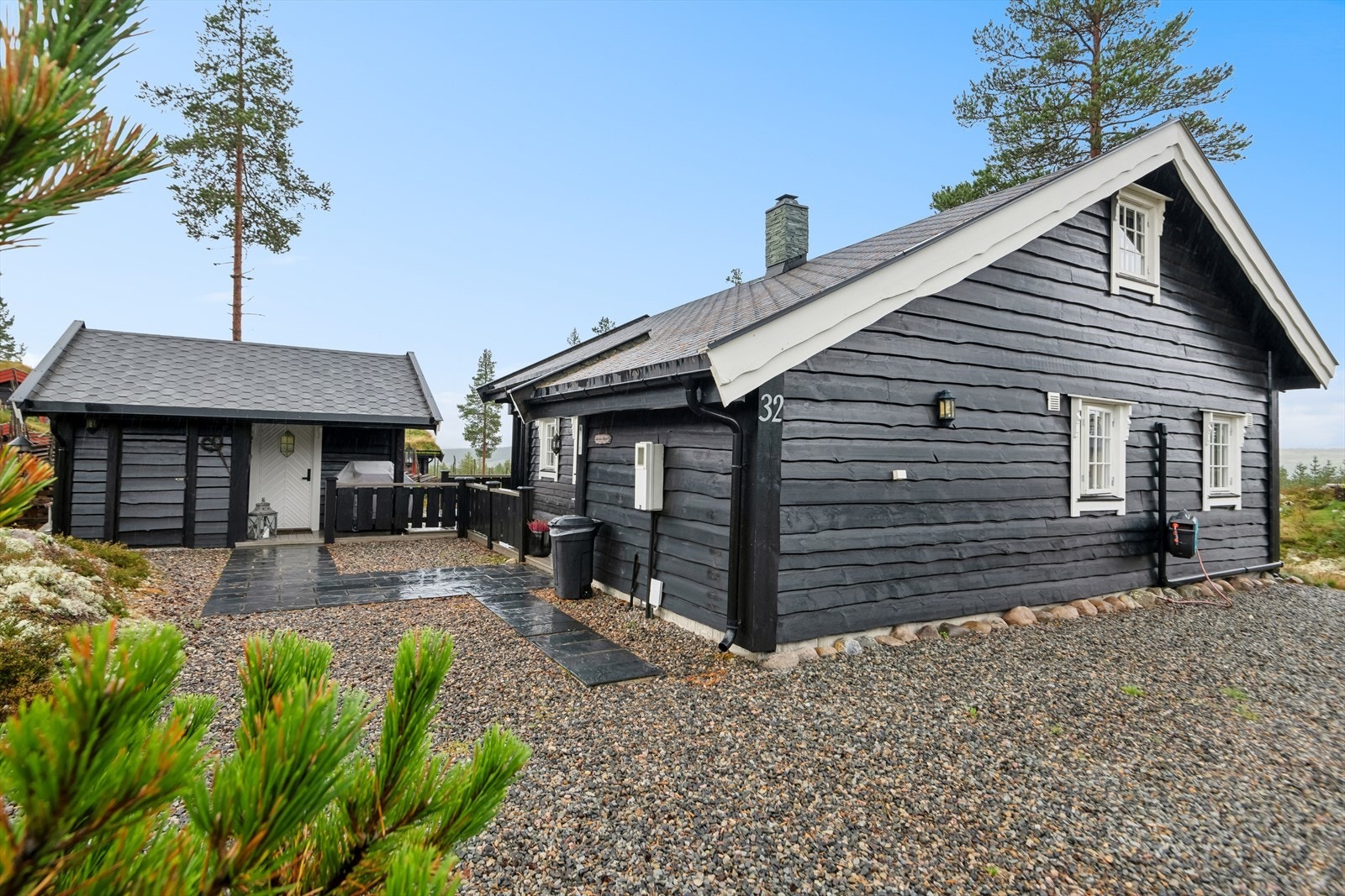 Pent opparbeidet tomt med gode parkeringsmuligheter Galleribilde