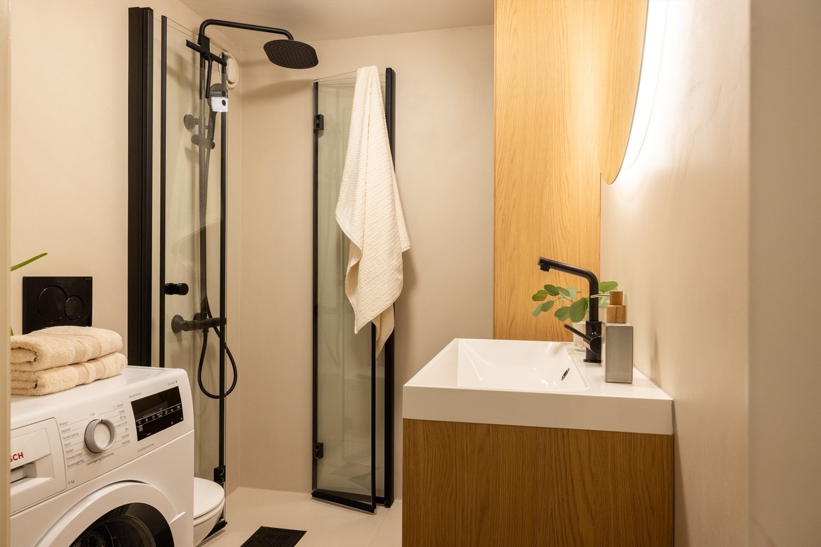 - Flislagt baderom fra 2006 med varme i gulvet - Galleribilde