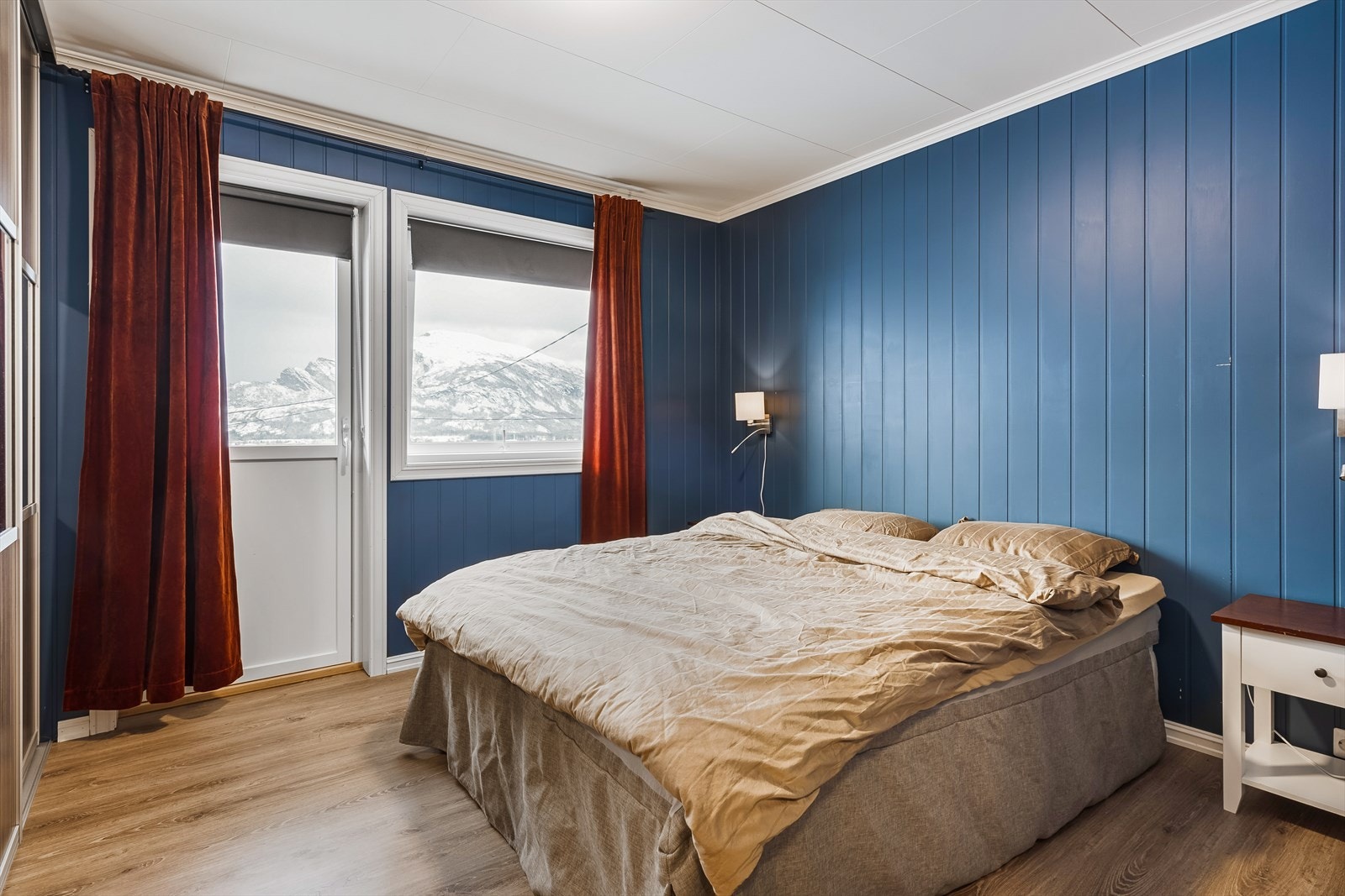 Det største soverommet har utgang til en nordvendt lufteveranda på ca. 6,2 m². Galleribilde