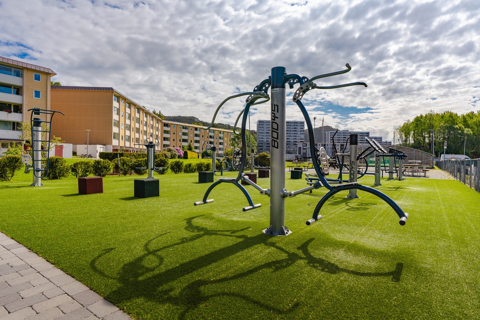 - Utegym - fint å trene her når været tillater det - Galleribilde