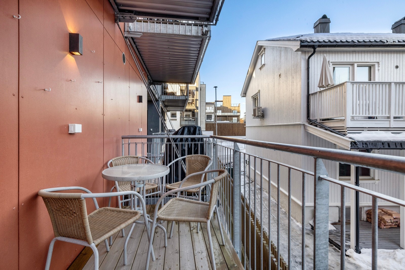 Fin og luftig balkong Galleribilde