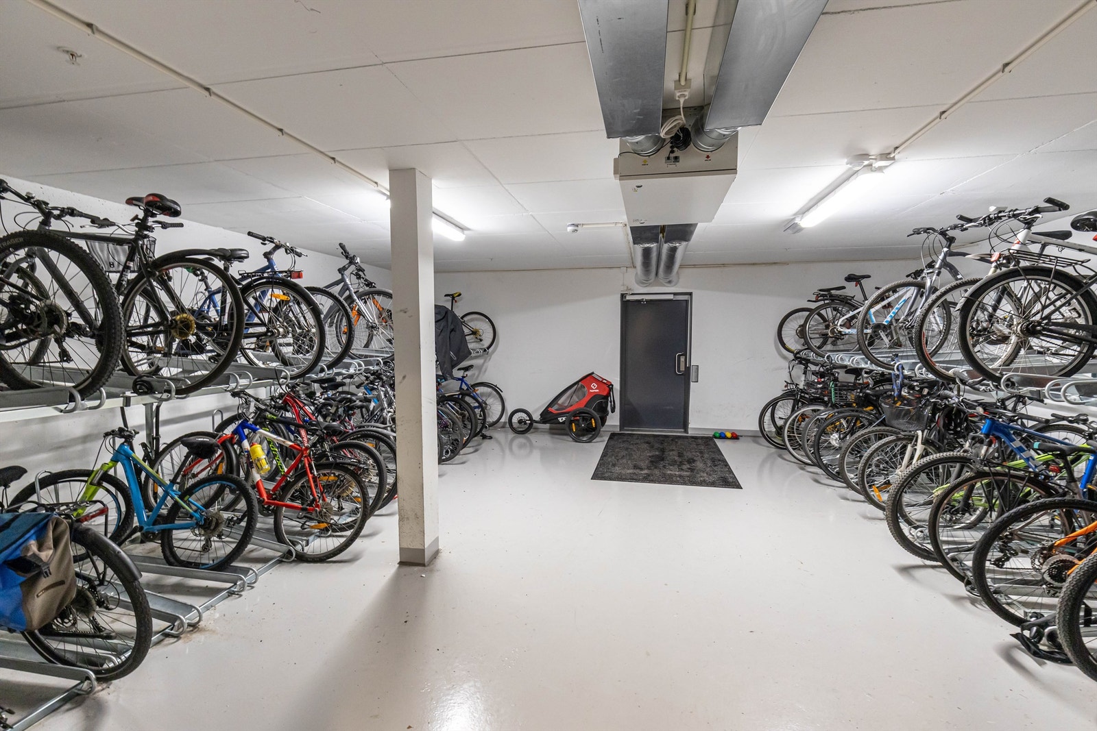 Det er også innvendig sykkelparkering for beboerne. Galleribilde