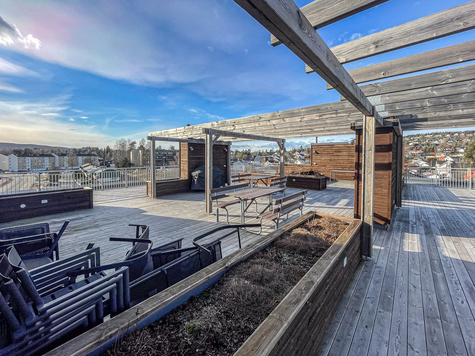 Det er også tilgang til en felles takterrasse, som på årets varmere dager kan benyttes til soling eller sosiale sammenkomster. Galleribilde