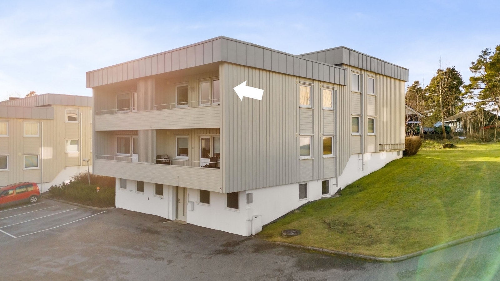 ASK Meglerverket v/Madeleine Daffinrud presenterer denne flotte 2-roms leiligheten med attraktiv beliggenhet på Kurland! Galleribilde