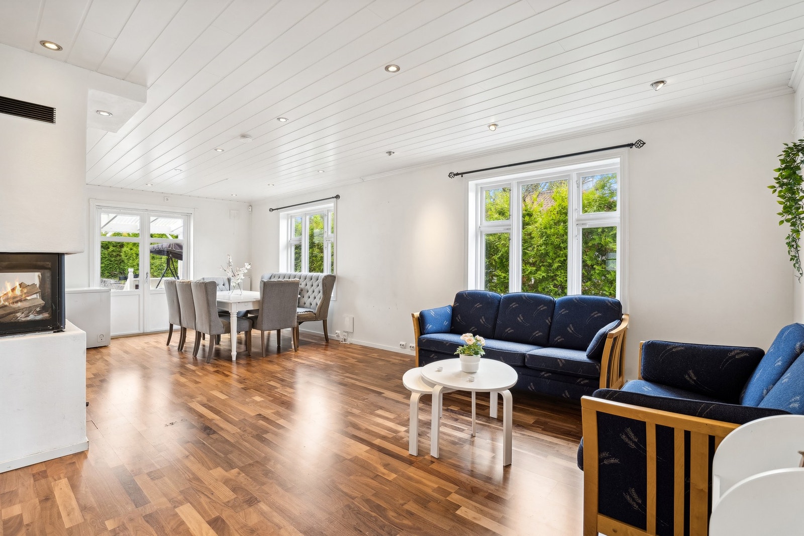 Eiendommen ligger sentralt og barnevennlig. Galleribilde