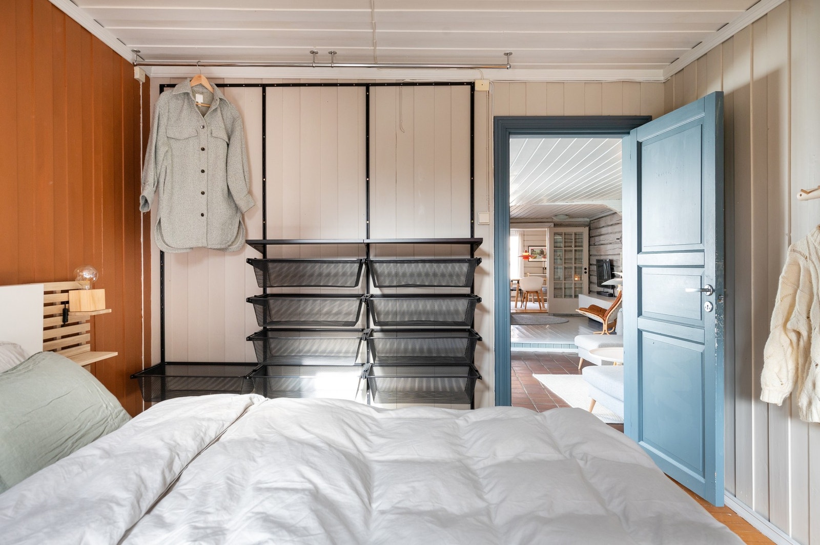 Rommet har garderobeplass. Galleribilde