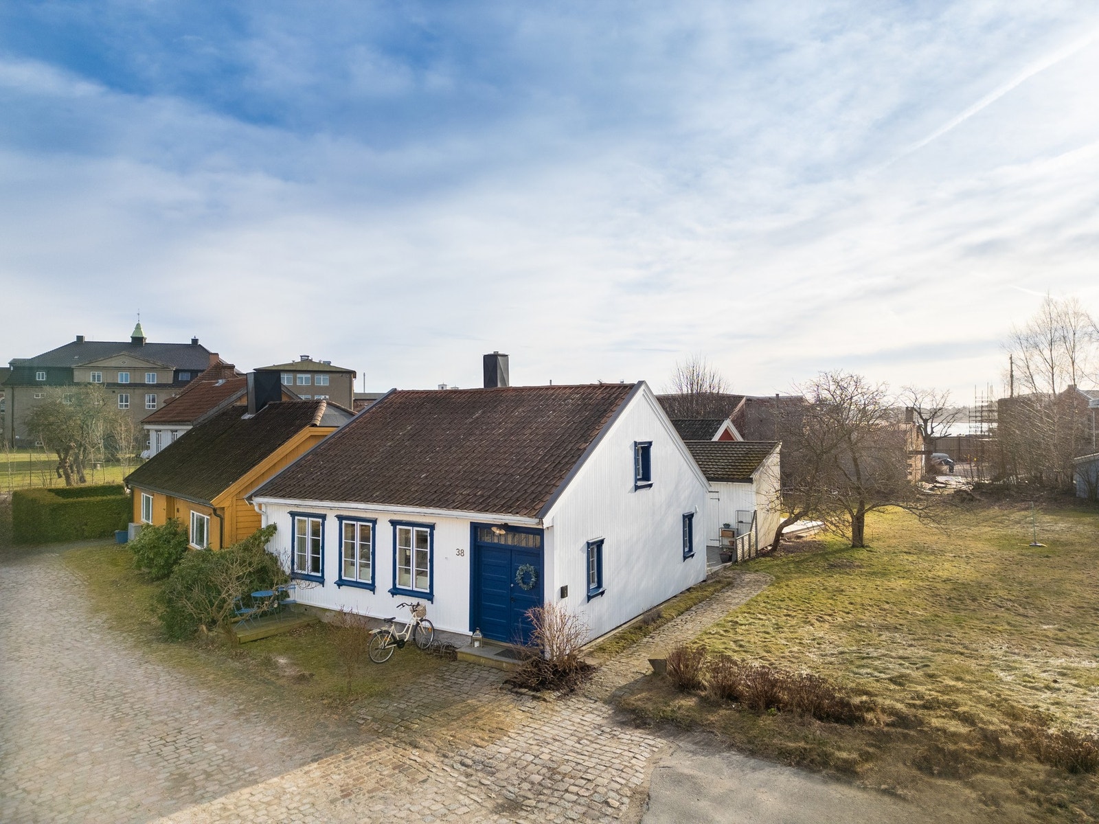 Boligen ligger fritt til mot vest Galleribilde