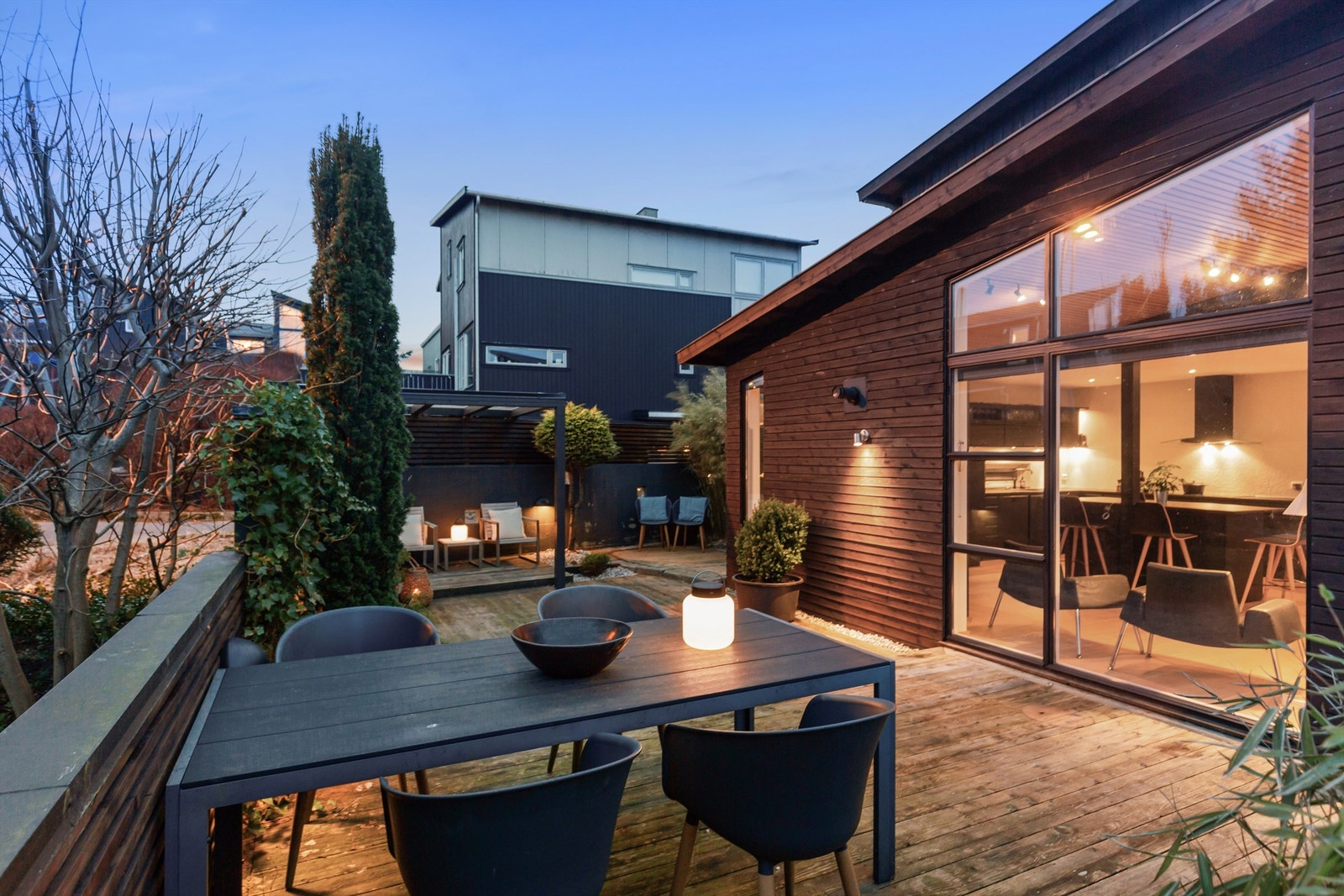 Uteområde Galleribilde