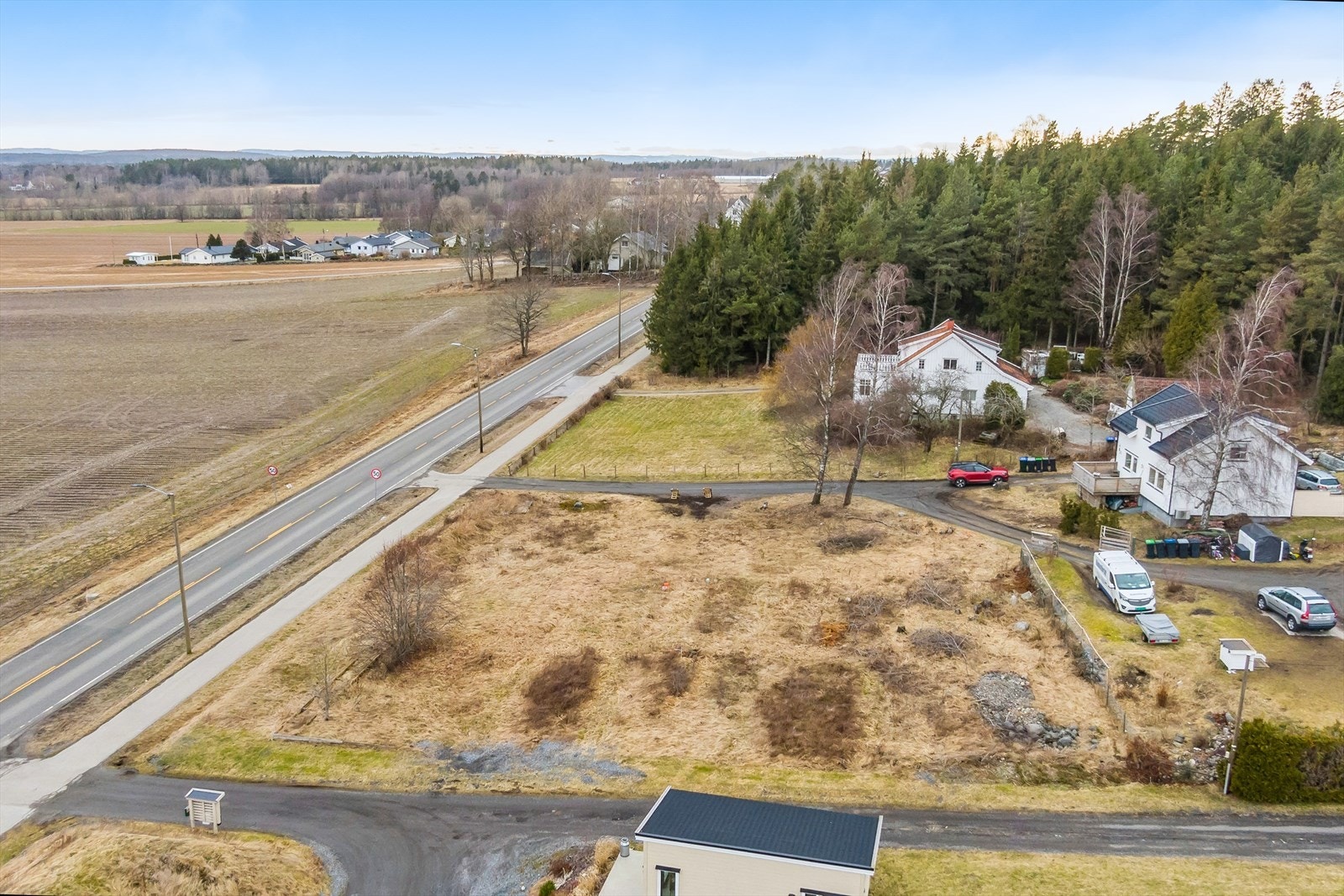 Nærhet til flotte tur- og rekreasjonsmuligheter i skog og mark. Galleribilde