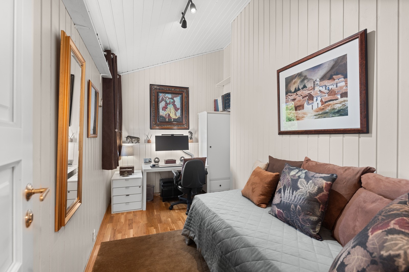 Soverom 2 av 2 i hovedenheten Galleribilde