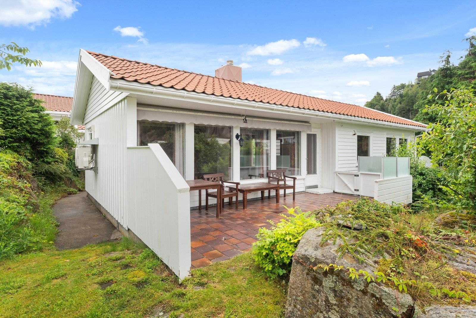 Dette er det opprinnelig huset, tilbygget er det som er på baksiden. Galleribilde