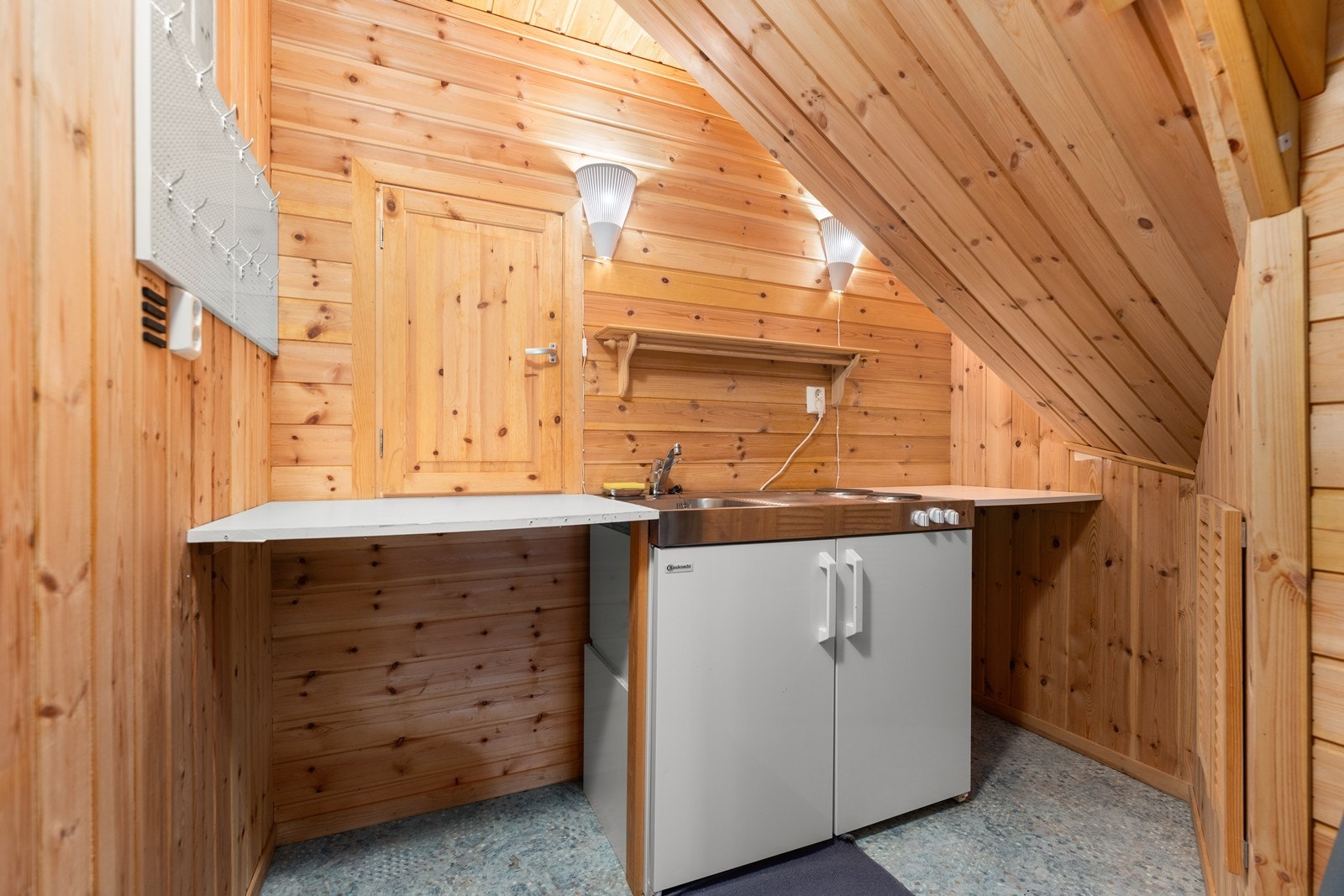 Bodrom i kjelleren som er innredet med et tekjøkken (ikke omsøkt) Galleribilde