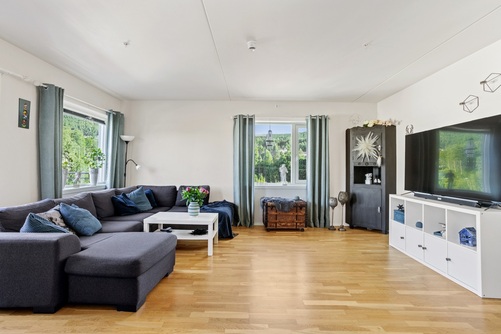 Komfortabel vannbåren gulvvarme i alle beboelsesrom Galleribilde