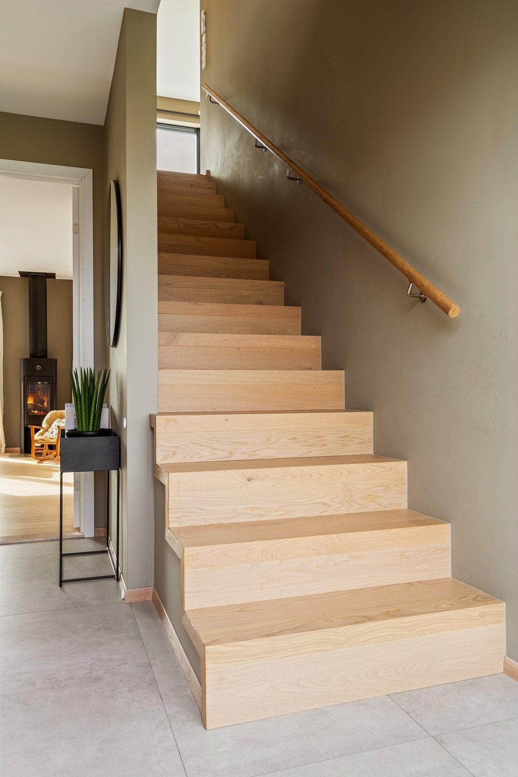 Flott trapp til 2. etg. Galleribilde