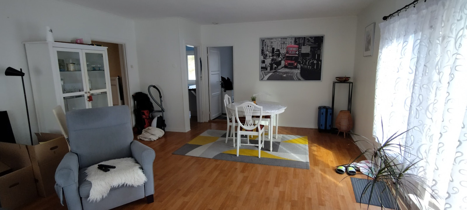 Romslig stue Galleribilde