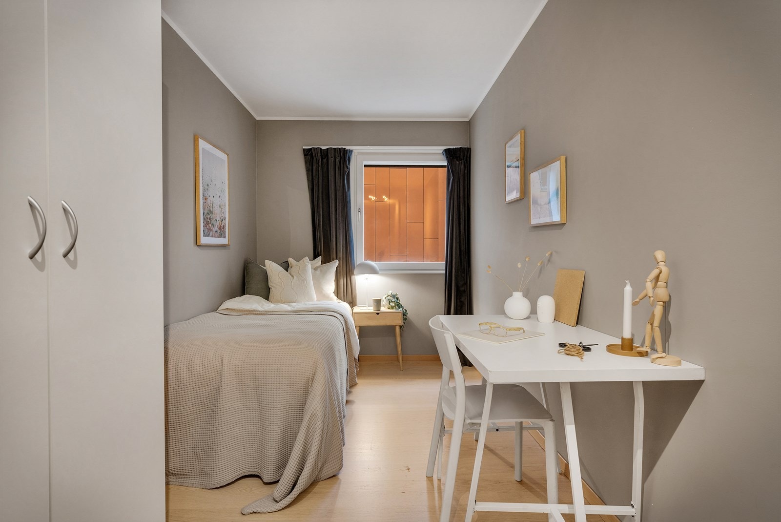 - Det andre soverommet måler 8 m² - Galleribilde