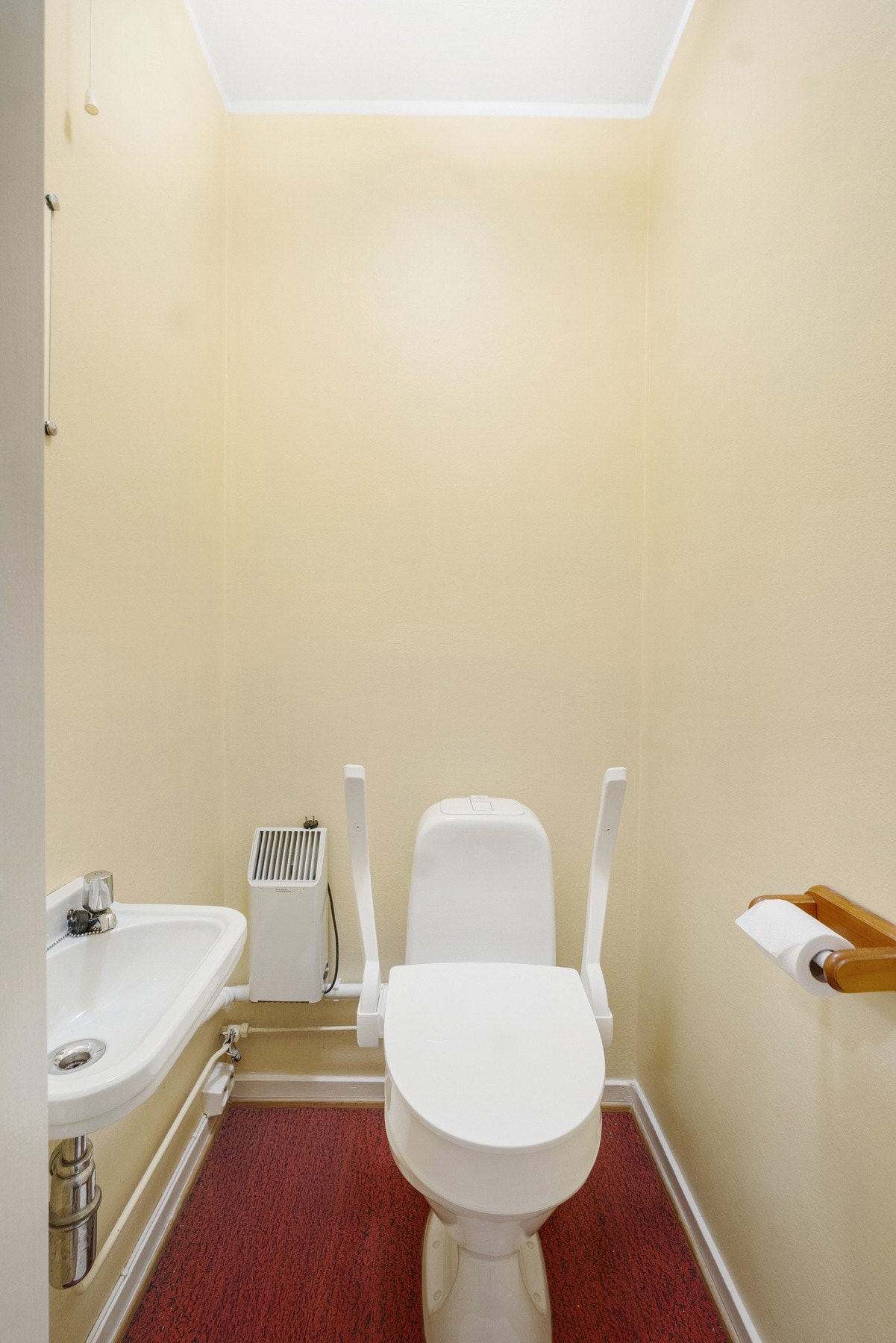 WC-rom med servant. Galleribilde