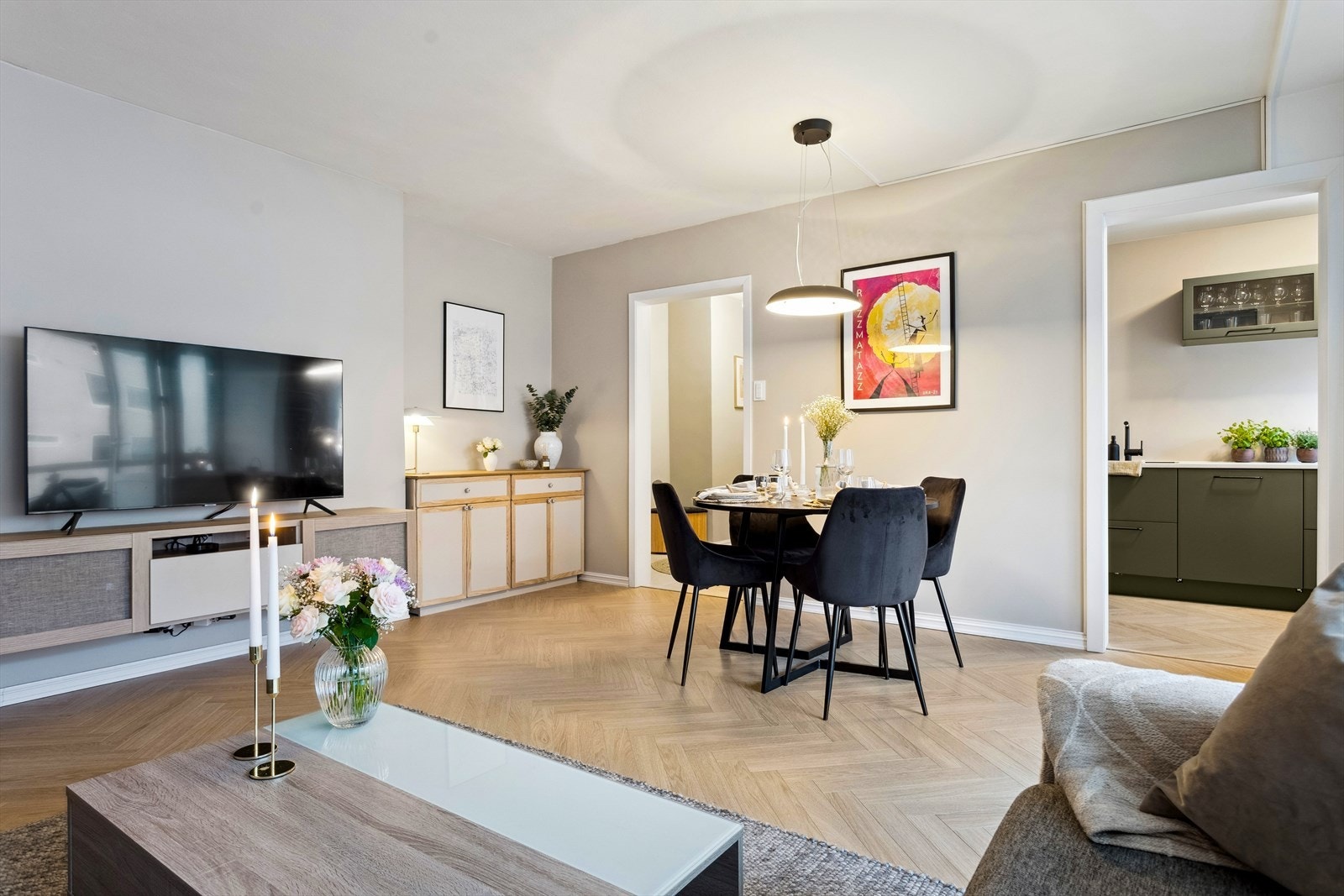 Leiligheten er vesentlig oppgradert fra 2020 til 2024. Galleribilde