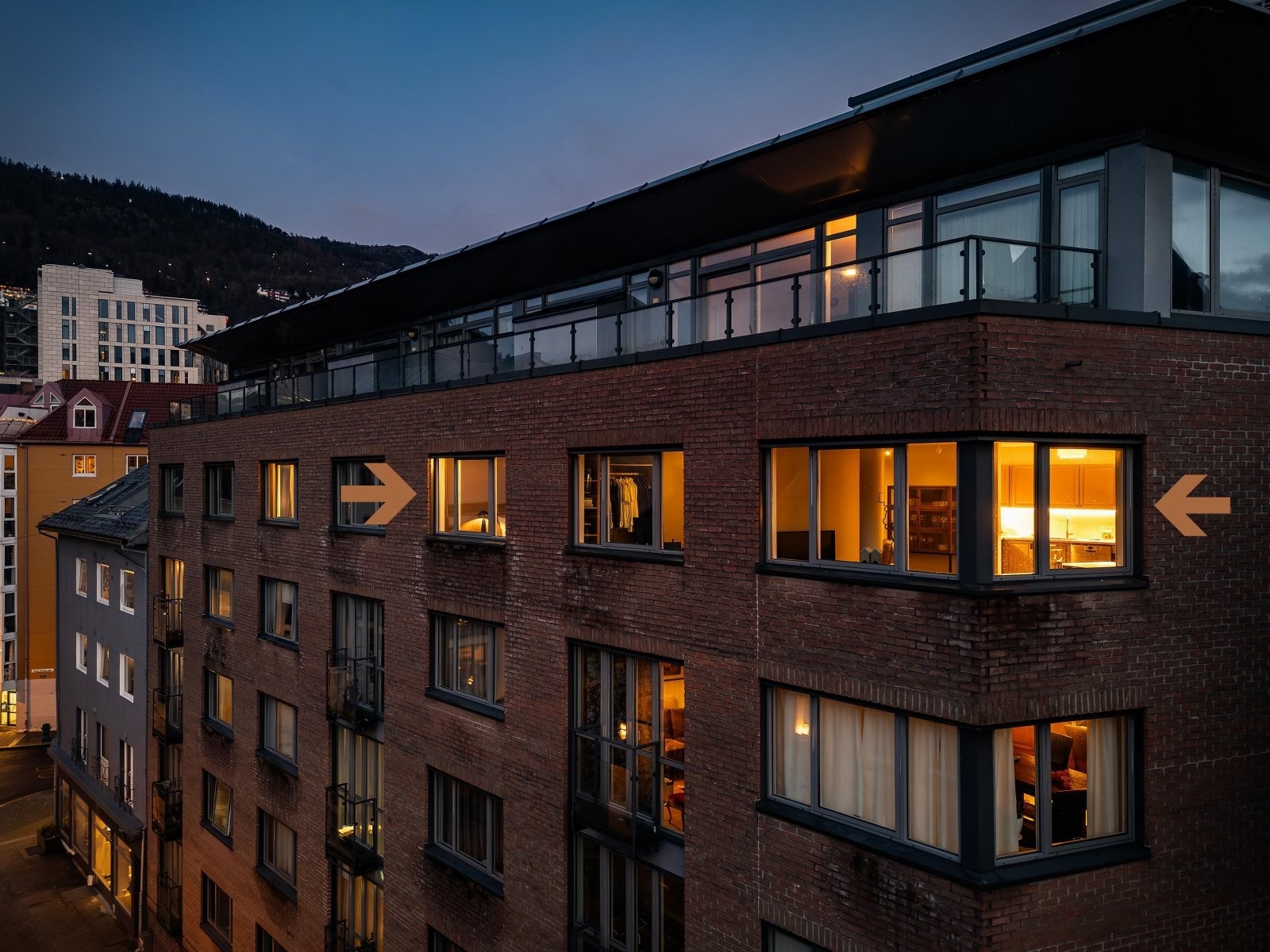 Velkommen til Lyder Sagens gate 20 - Vestvendt hjørneleilighet i 5. etg. med kort vei opp til en deilig takterrasse! Galleribilde