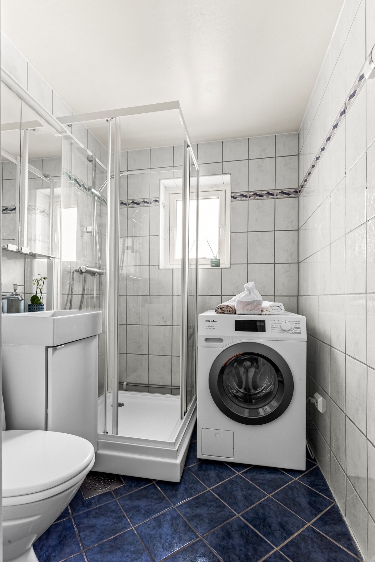 Praktisk med opplegg til vaskemaskin. Galleribilde