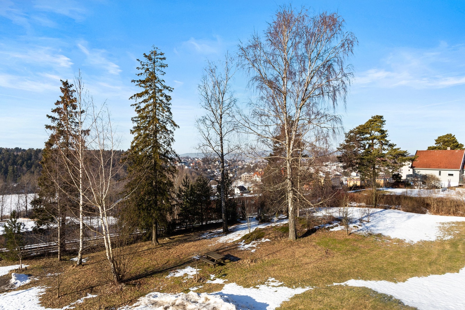 Solen har du til langt på kveld sommerstid. Galleribilde