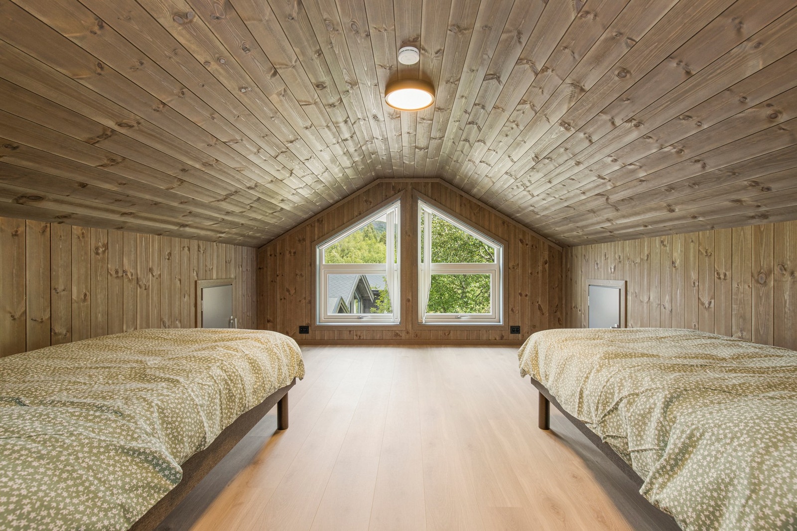 Rommet har et areal på ca. 15 kvm. Galleribilde