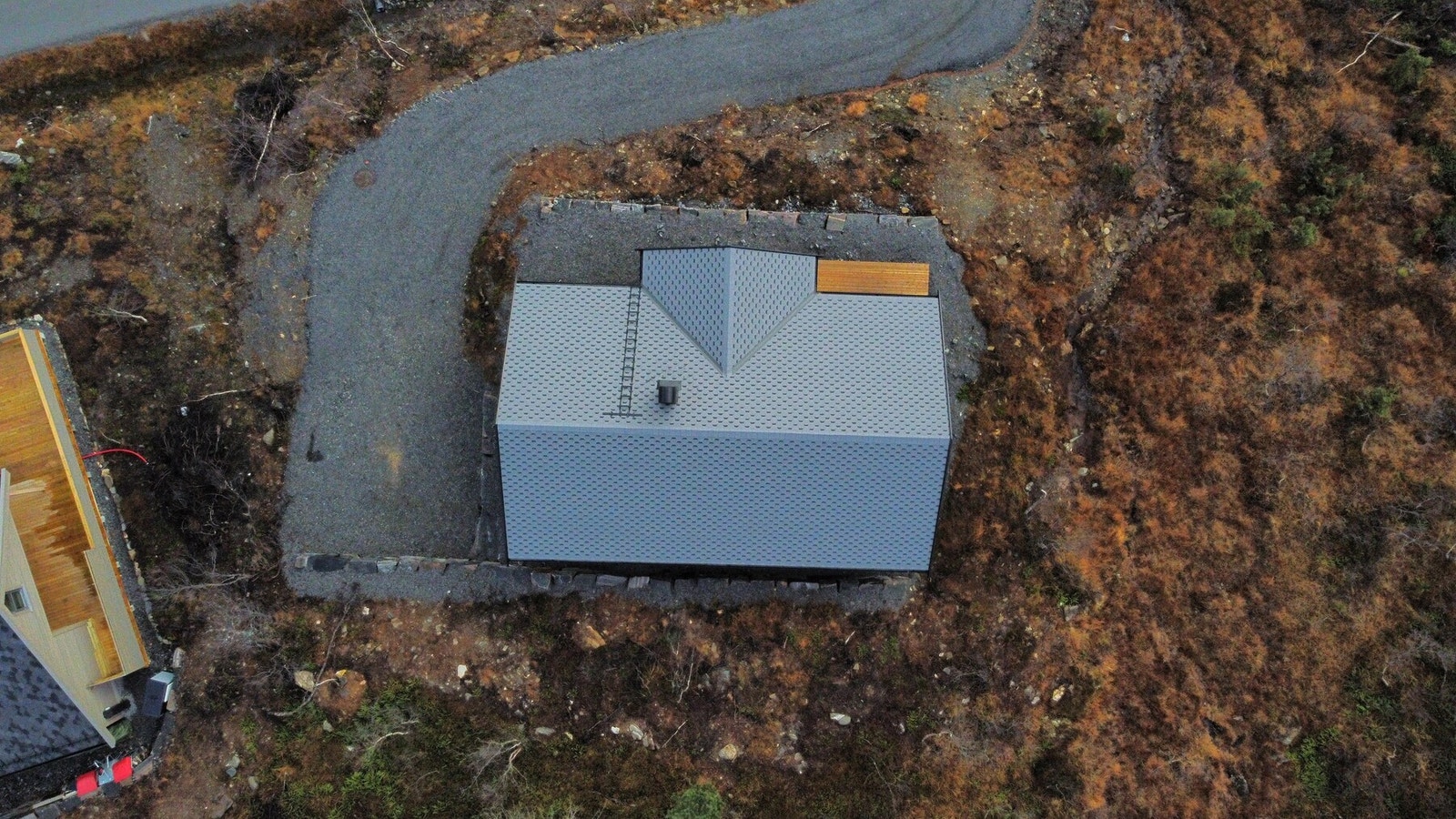 Tomten har et areal på ca. 1185 kvm. Galleribilde