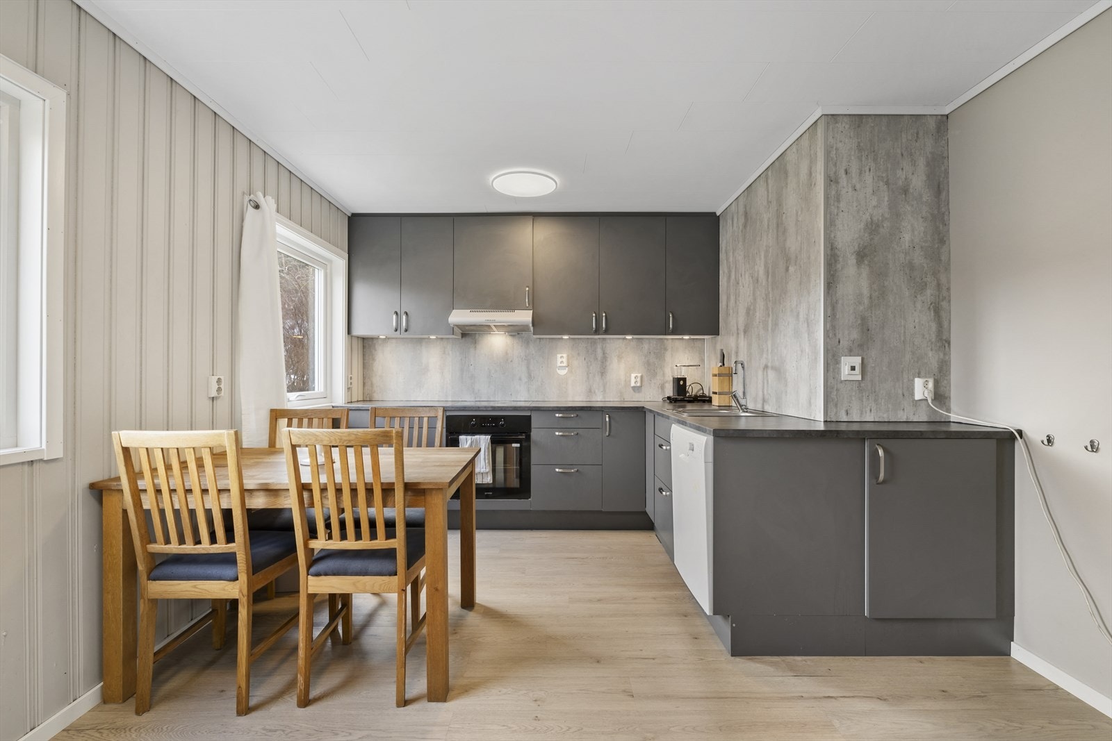Moderne og nyere kjøkken. Galleribilde