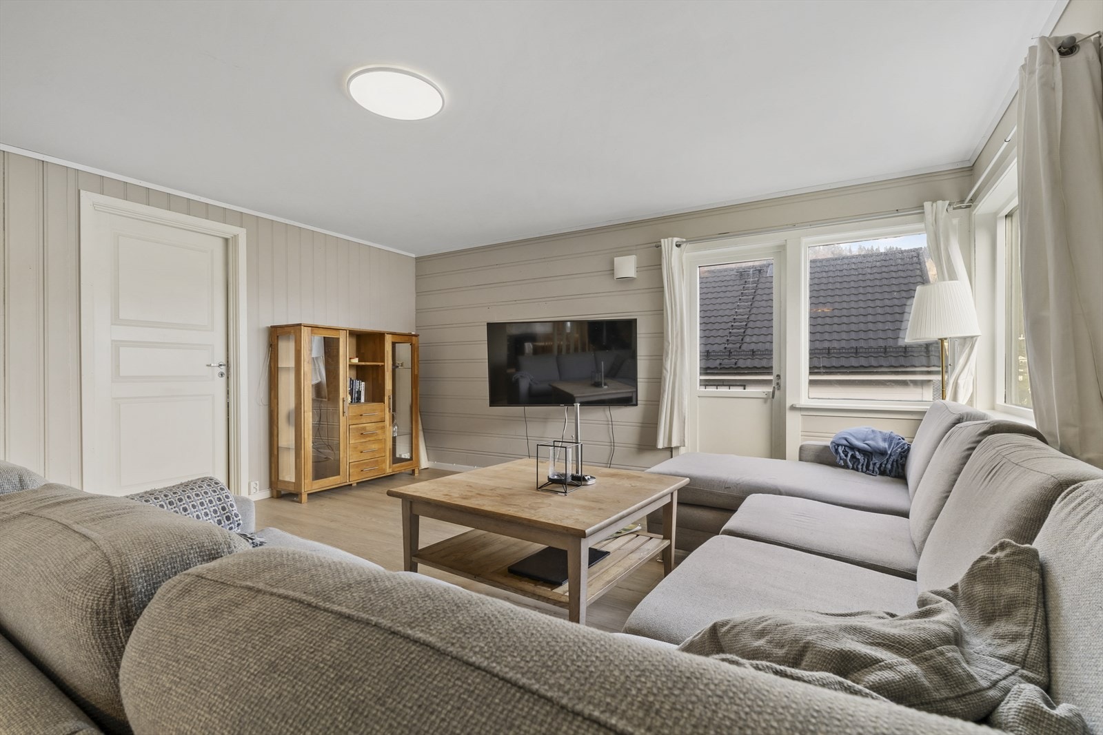 Stue som nylig er renovert. Galleribilde