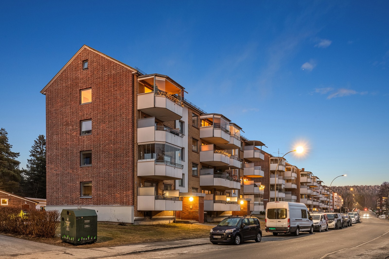 Det trivelige området ligger sentralt plassert i kort avstand til alt man trenger, så vel som fine turområder Galleribilde