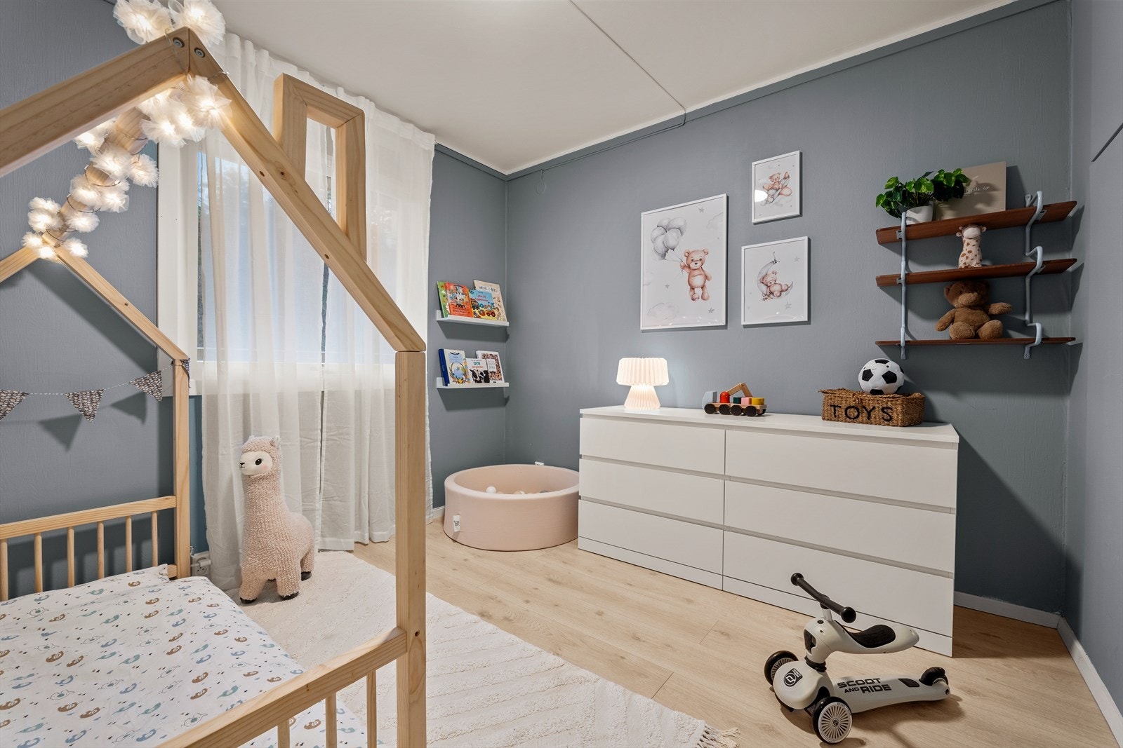 - Det andre soverommet måler 10,1 m² - Galleribilde