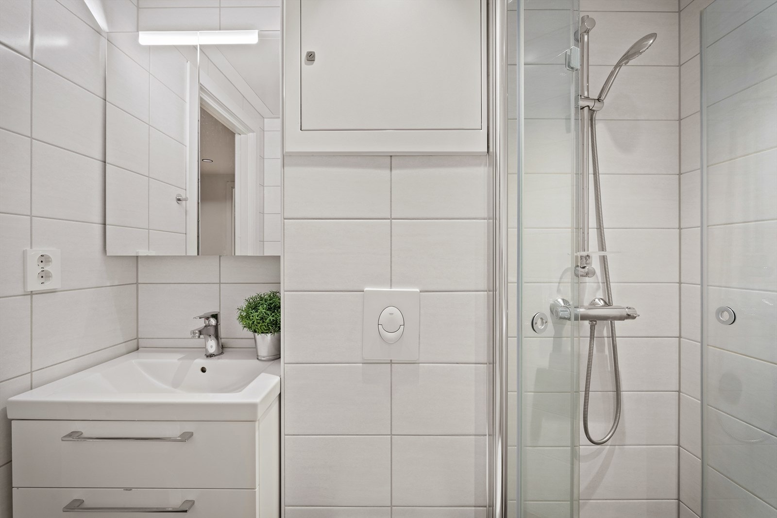 - Badet ble renovert i 2018 i regi av borettslaget - Galleribilde