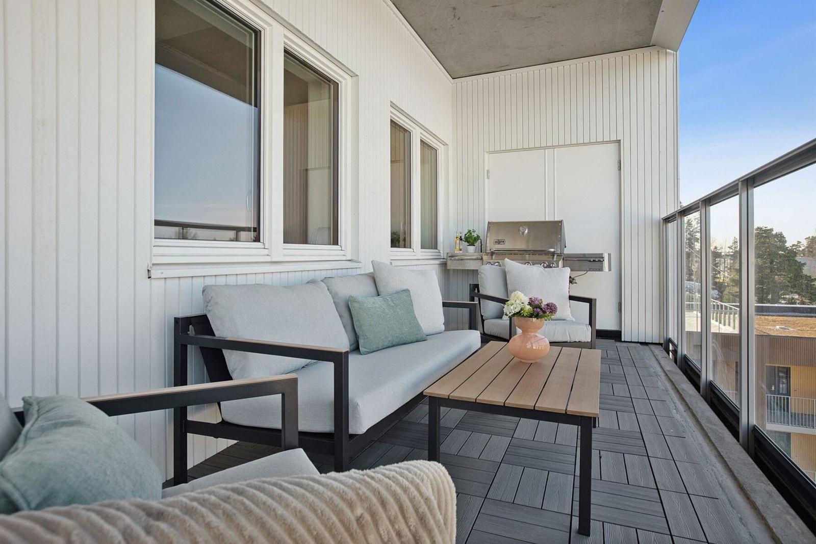 Flott, vestvendt balkong på hele 22 kvm! Galleribilde