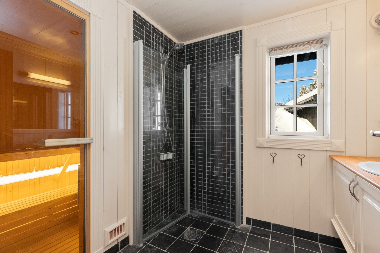 Dette badet er i første etasje Galleribilde