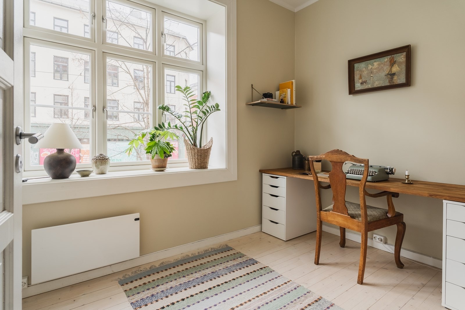 Soverommet egner seg godt som barnerom, gjesterom eller kontor Galleribilde